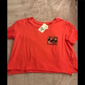 Billabong cropped top NWT